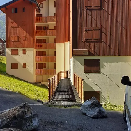 Emilie Hanard Saint-Jean-d'Aulps Exterior photo